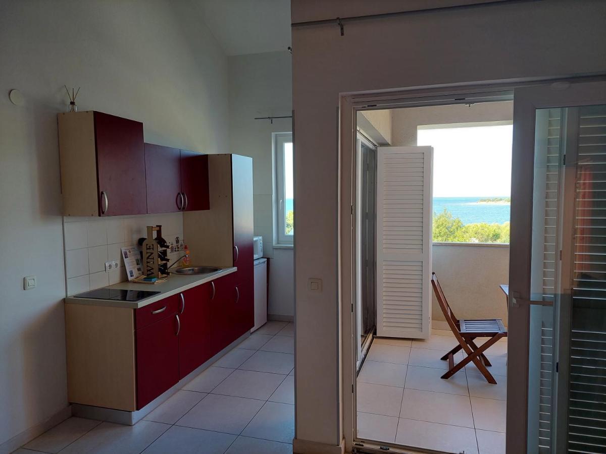 Apartments Henc Novigrad Istria Eksteriør bilde